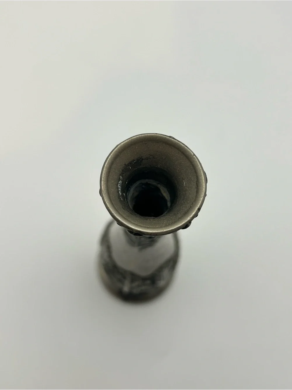 Vintage Art Nouveau Silver Plate Bud Vase w/ Classic Acanthus Leaf Design 7.5
